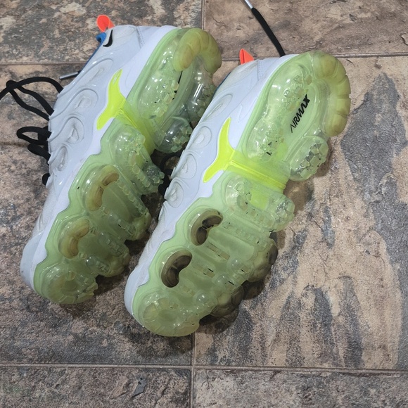 Nike VaporMax Womens 7.5 - Picture 5 of 5